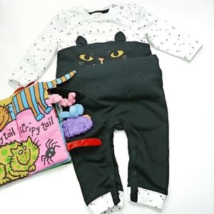 Cat & Jack Cat Ruffle Pajamas Romper Outfit 6 -9 M